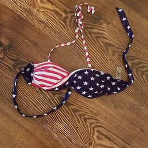 Nwot Swimming Suit Top sz.Small